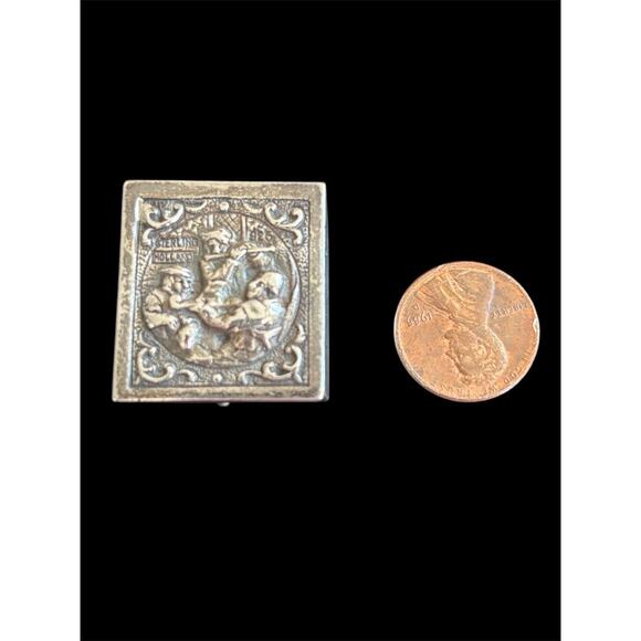 Vtg Sterling Silver Dutch Repoussé Snuff Pull Box 925 13.0g - Picture 7 of 12